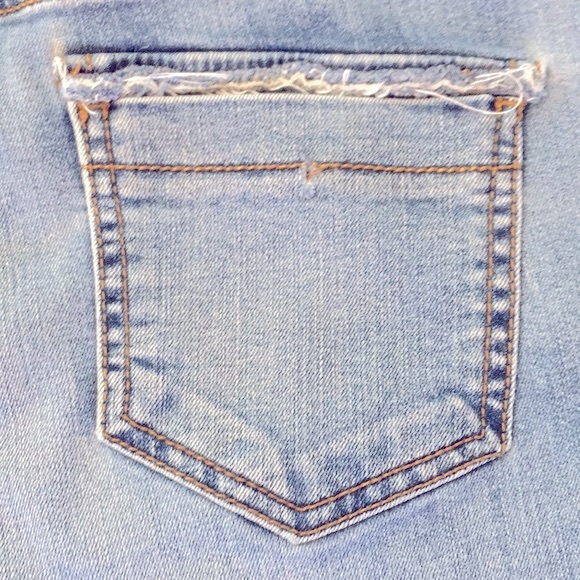 St Johns Bay Straight Leg Jeans Med Wash -Size 10P - Picture 7 of 8